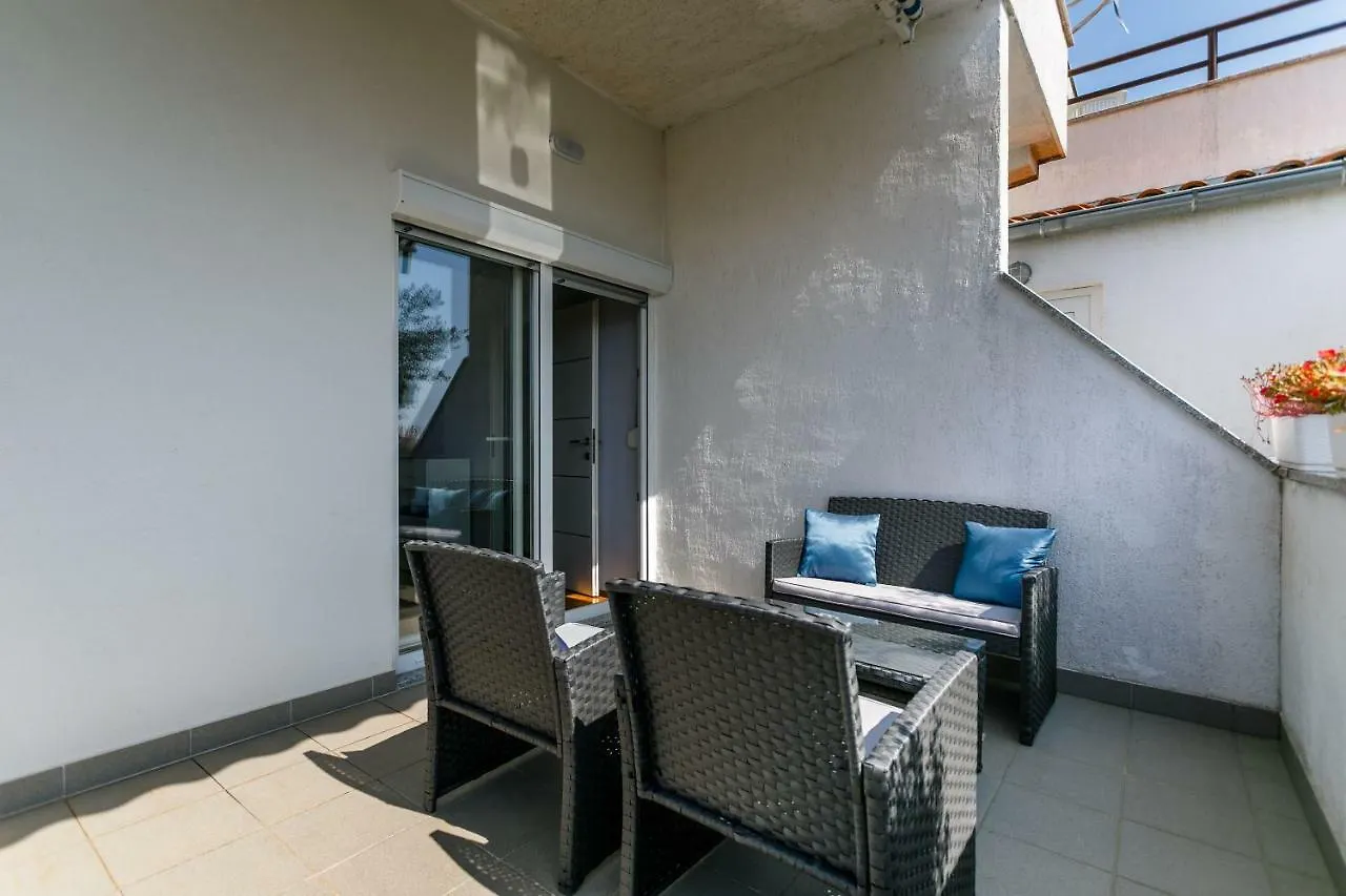 Apartments Mate Balote 54 Krk Island Krk Town