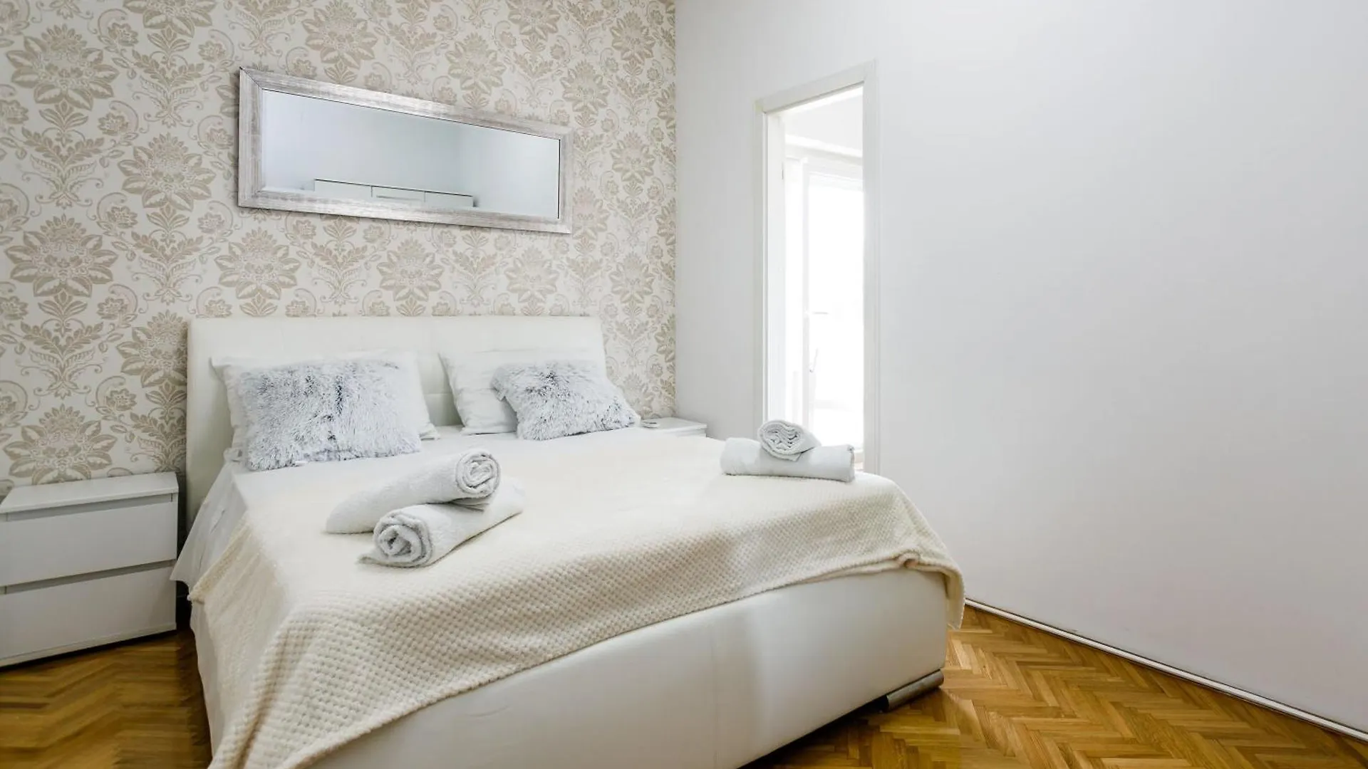 Apartments Mate Balote 54 Krk Island