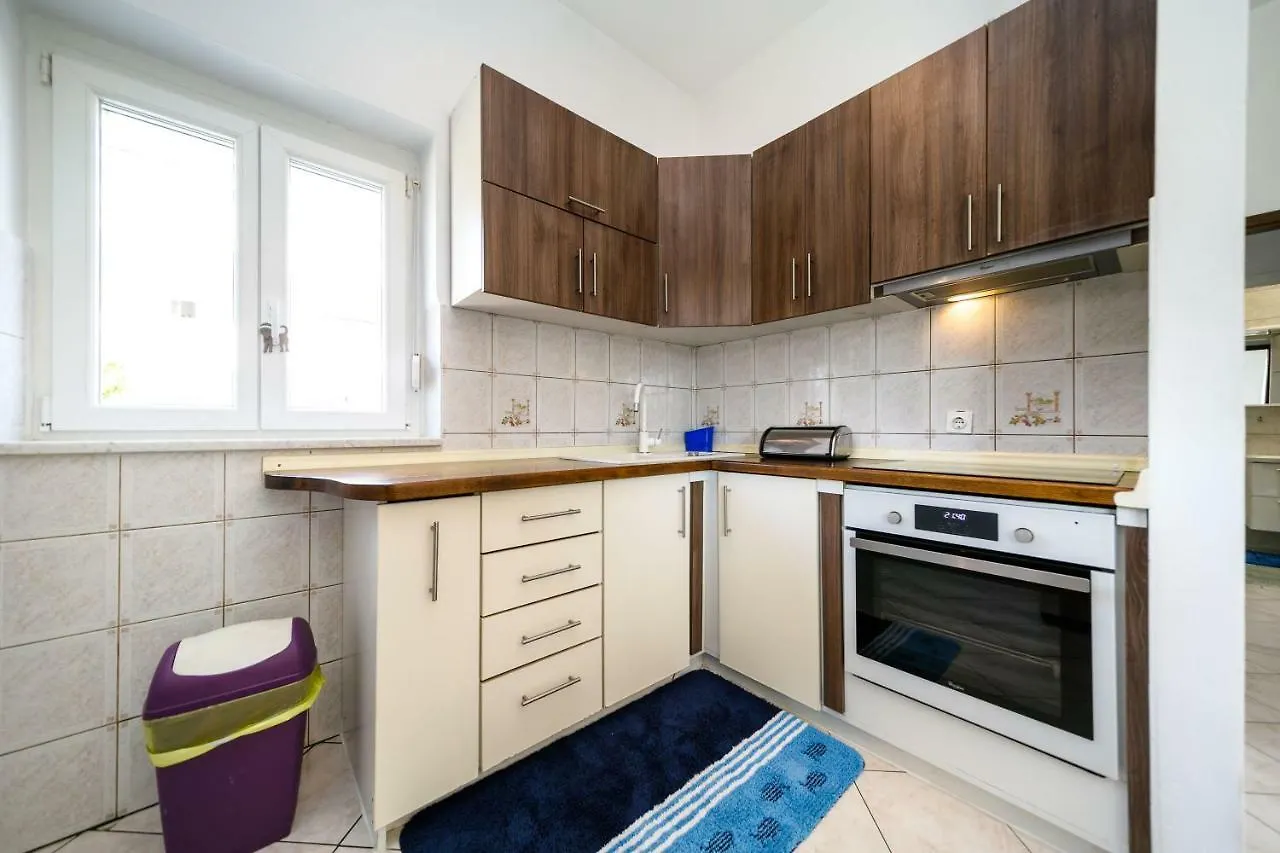 Apartments Mate Balote 54 Krk Island