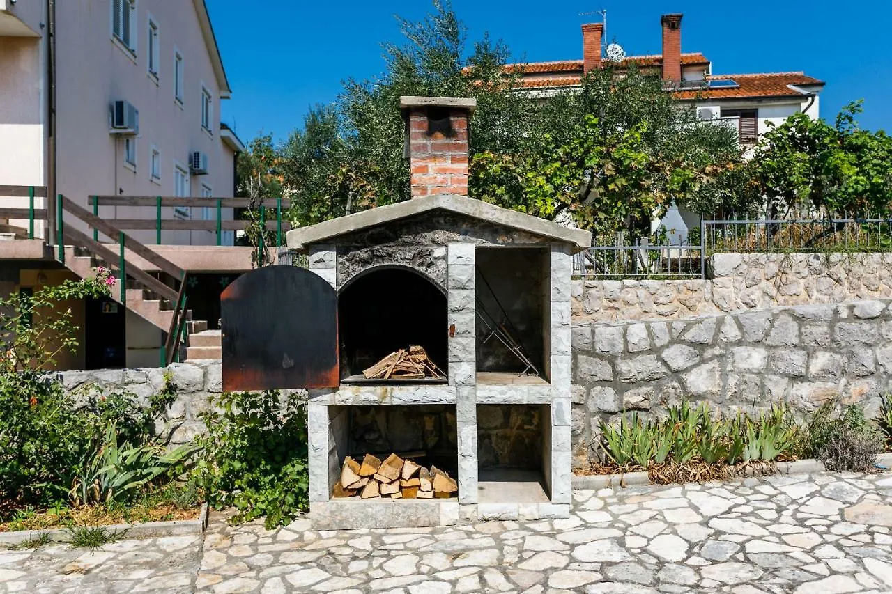 Apartments Mate Balote 54 Krk Island 0*, Krk Town Croatia